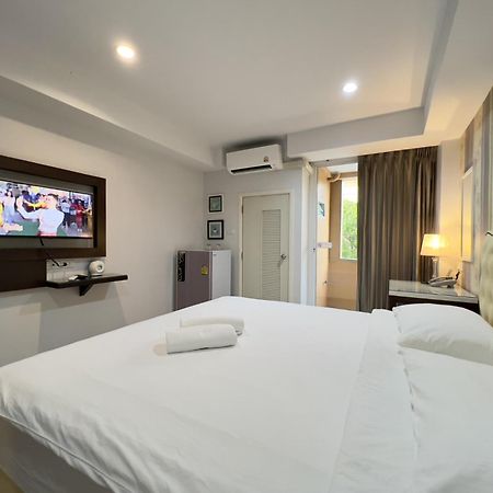 Hotel Baanhim Rayong Exterior foto